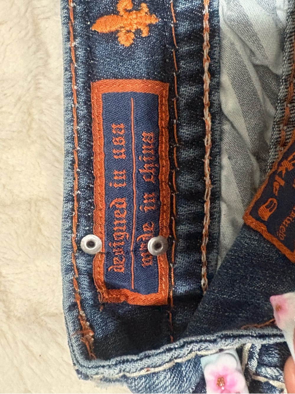 Rock Revival Women's Distressed Medium Blue straight leg - Picture 2 of 4